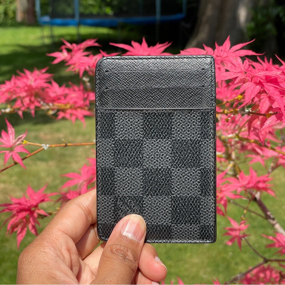 Lv graphite card holder